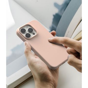Carcasa Ringke Silicone compatibila cu iPhone 14 Pro Pink