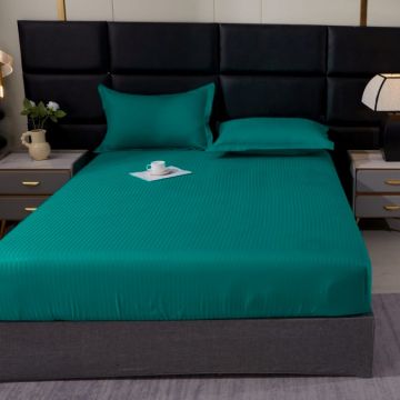 Cearsaf cu elastic Damasc Finetat 180x200x25cm 2 fete de perne Verde
