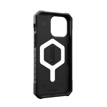 Carcasa UAG Pathfinder MagSafe compatibila cu iPhone 15 Pro Max Black