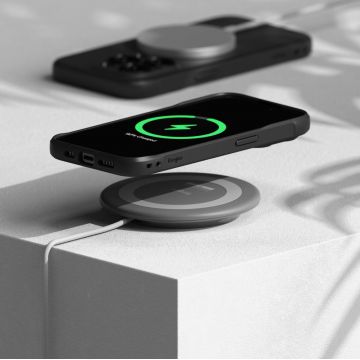 Carcasa Ringke Onyx MagSafe compatibila cu iPhone 15 Black