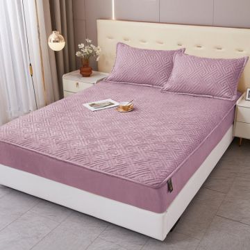 Husă Matlasată Tip Topper din Catifea 160x200cm cu 2 Fețe de Pernă 50x70cm - Somn Odihnitor și Susținere pentru Spate Lila